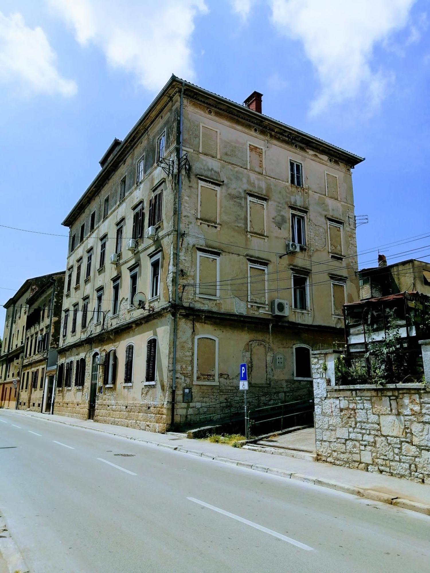 Pula Center - Studio Apartments Exterior photo